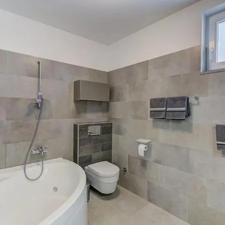Family Friendly With A Swimming Pool Nska, Krk - 21672 Malinska